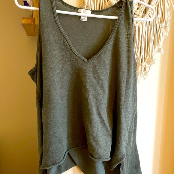 BP High/Low Tank Top - Picture 1 of 2